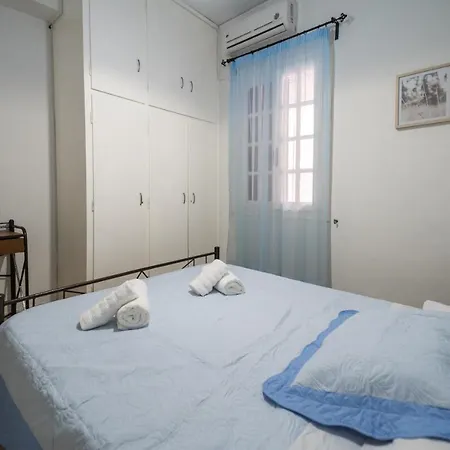Apartment Athenais Lixouri